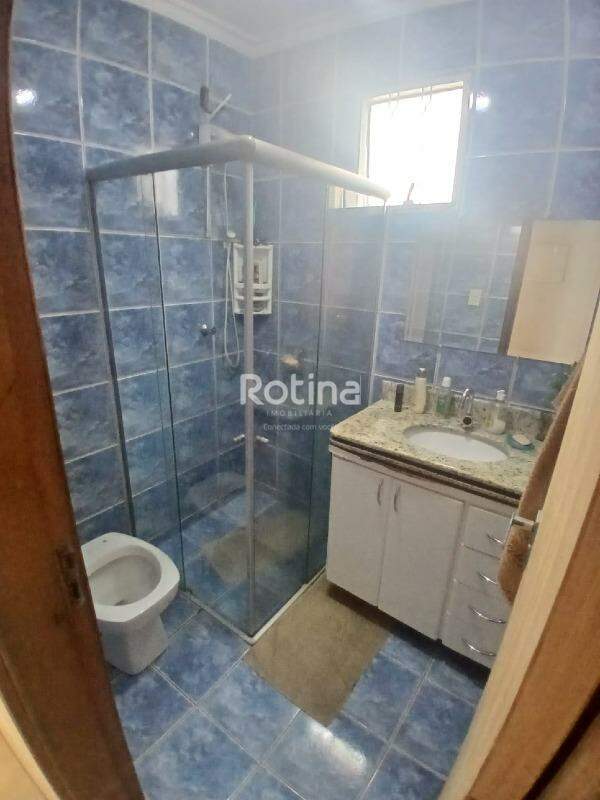 Casa à venda, 3 quartos em Uberlândia no bairro Presidente Roosevelt no valor de R$ 650.000,00 - Rotina Imobiliária: 
