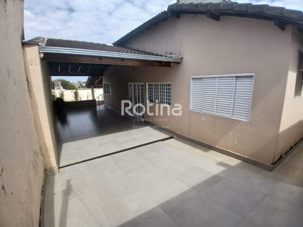 Casa à venda, 3 quartos em Uberlândia no bairro Presidente Roosevelt no valor de R$ 650.000,00 - Rotina Imobiliária: 