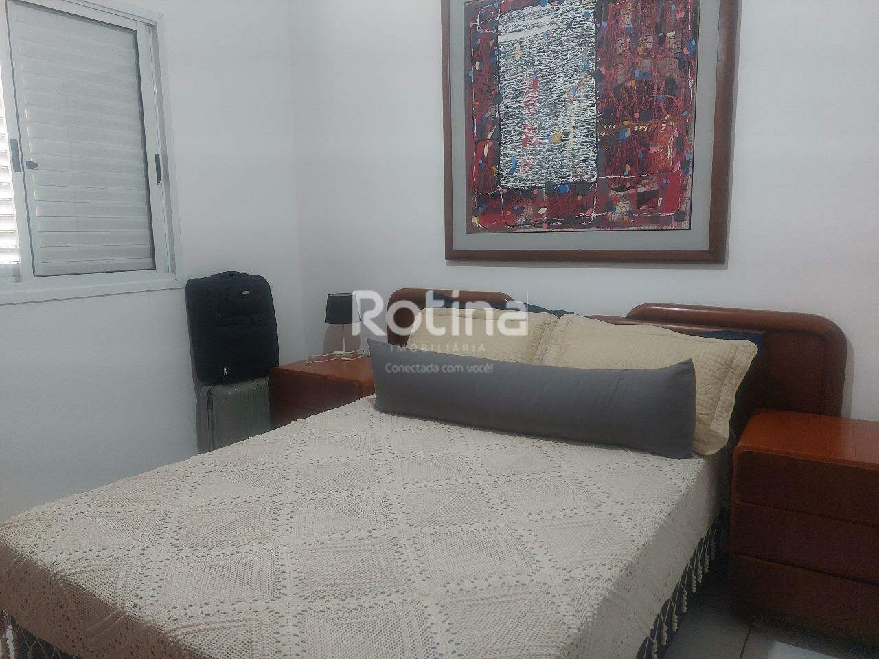 Apartamento para alugar, 3 quartos em Uberlândia no bairro Tabajaras no valor de R$ 3.000,00 - Rotina Imobiliária: 