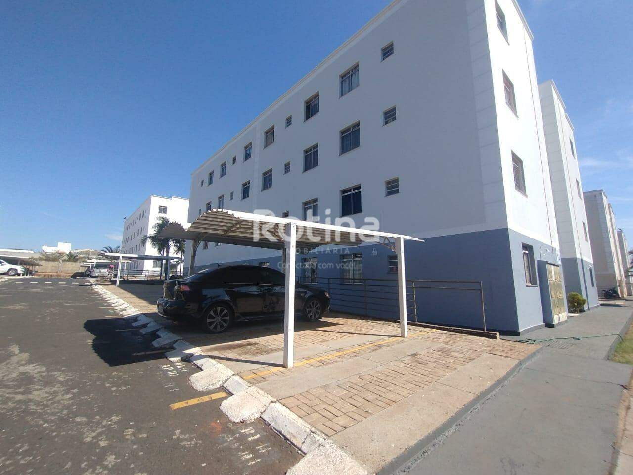 Apartamento para alugar, 2 quartos em Uberlândia no bairro Chacaras Tubalina e Quartel no valor de R$ 1.200,00 - Rotina Imobiliária: 