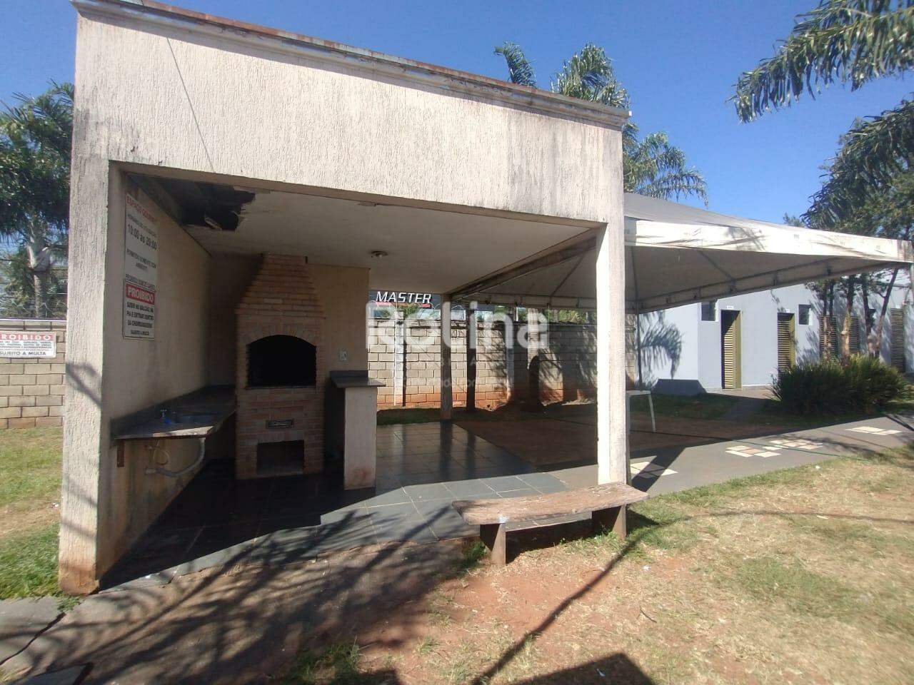 Apartamento para alugar, 2 quartos em Uberlândia no bairro Chacaras Tubalina e Quartel no valor de R$ 1.200,00 - Rotina Imobiliária: 