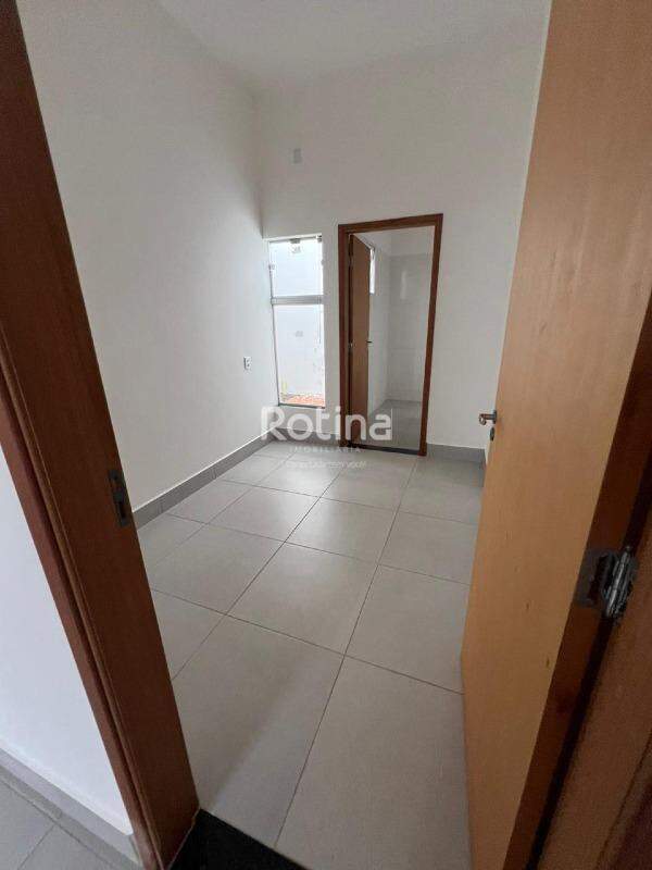 Casa para alugar, em Uberlândia no bairro Shopping Park no valor de R$ 1.200,00 - Rotina Imobiliária: 