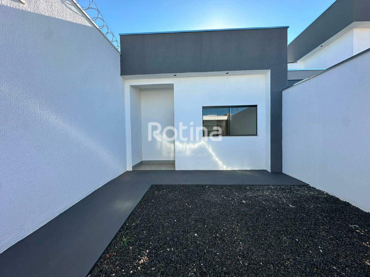 Casa à venda, 2 quartos em Uberlândia no bairro Novo Mundo no valor de R$ 420.000,00 - Rotina Imobiliária: 