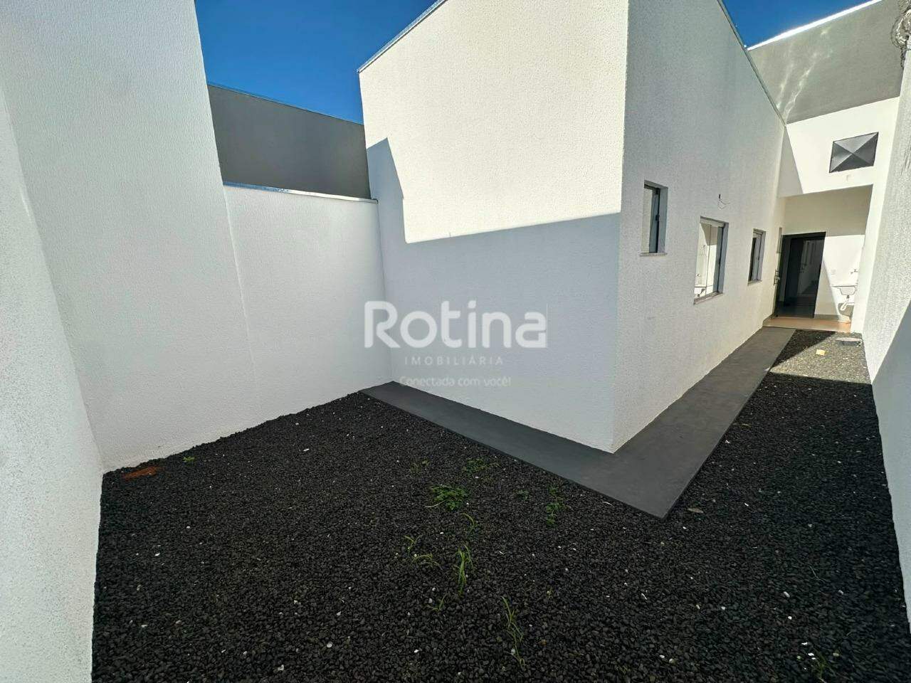 Casa à venda, 2 quartos em Uberlândia no bairro Novo Mundo no valor de R$ 420.000,00 - Rotina Imobiliária: 