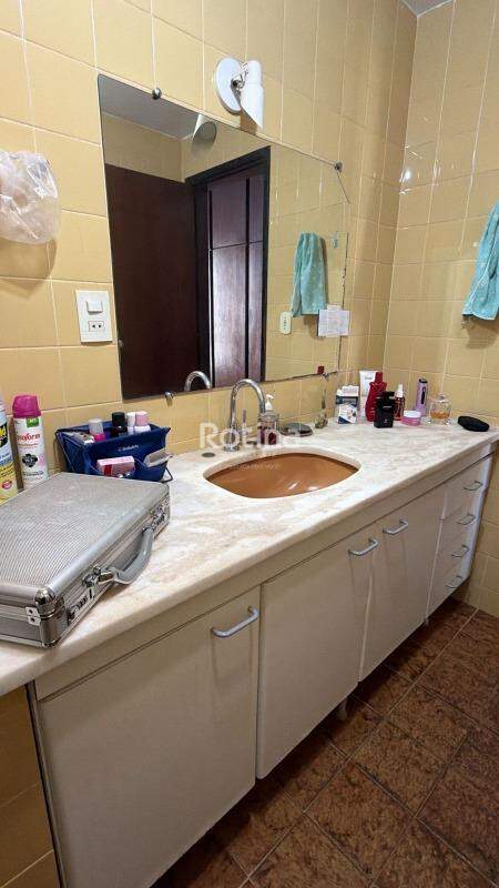 Apartamento à venda, 3 quartos em Uberlândia no bairro Centro no valor de R$ 510.000,00 - Rotina Imobiliária: 