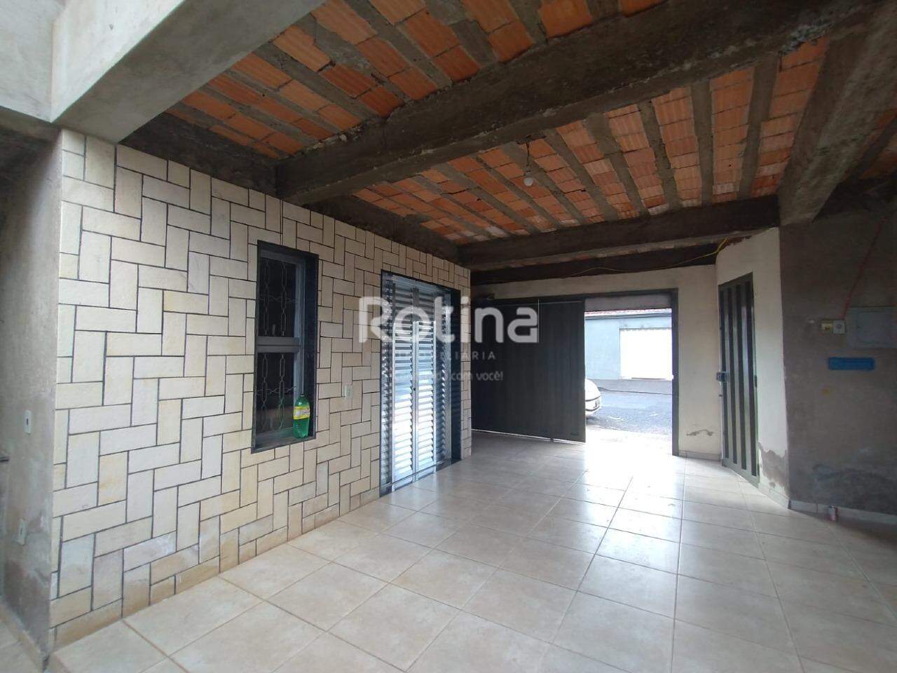 Casa para alugar, 3 quartos em Uberlândia no bairro Jardim Patrícia no valor de R$ 2.000,00 - Rotina Imobiliária: 