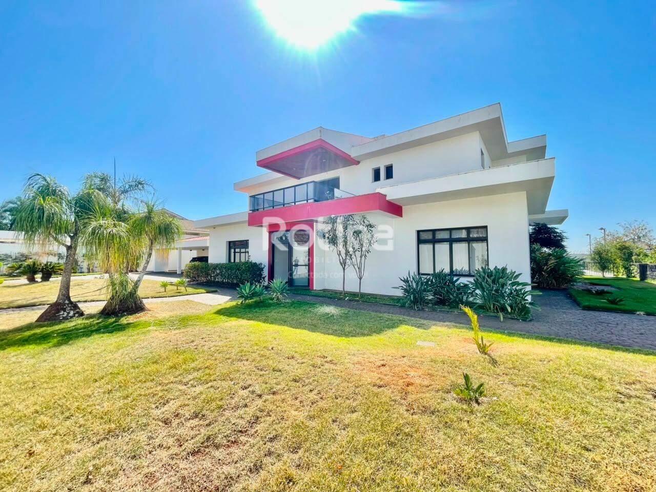 Casa à venda, 8 quartos em Uberlândia no bairro Cidade Jardim no valor de R$ 5.500.000,00 - Rotina Imobiliária: 