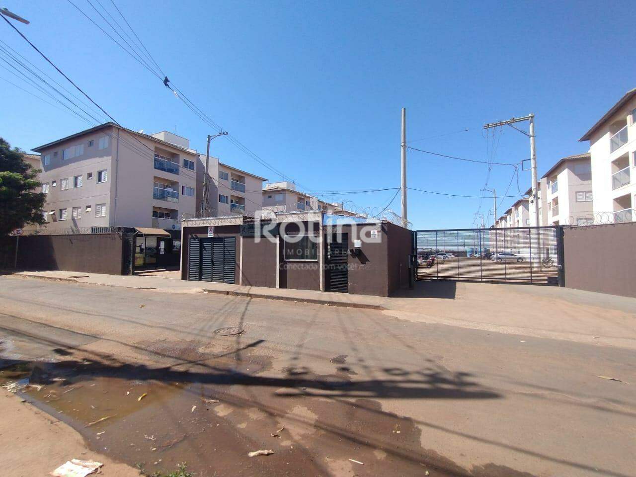Apartamento para alugar, 2 quartos em Uberlândia no bairro Morumbi no valor de R$ 950,00 - Rotina Imobiliária: 