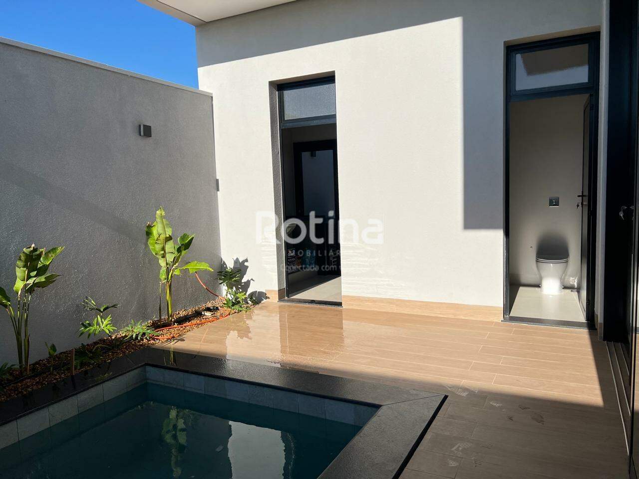 Casa Condomínio Fechado à venda, 3 quartos em Uberlândia no bairro Novo Mundo no valor de R$ 1.680.000,00 - Rotina Imobiliária: 