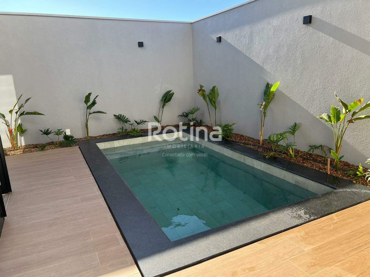 Casa Condomínio Fechado à venda, 3 quartos em Uberlândia no bairro Novo Mundo no valor de R$ 1.680.000,00 - Rotina Imobiliária: 