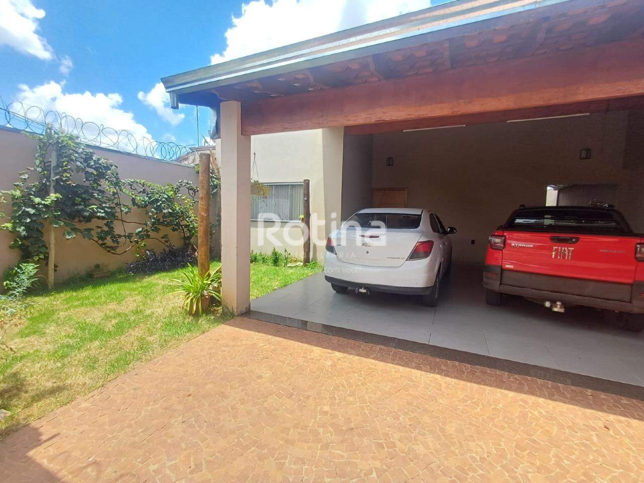 Casa à venda, 3 quartos em Uberlândia no bairro Granada no valor de R$ 620.000,00 - Rotina Imobiliária: 