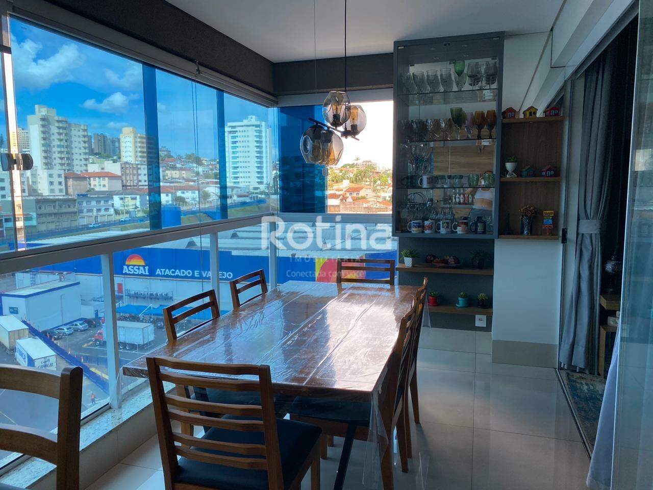 Apartamento à venda, 3 quartos em Uberlândia no bairro Tabajaras no valor de R$ 1.150.000,00 - Rotina Imobiliária: 