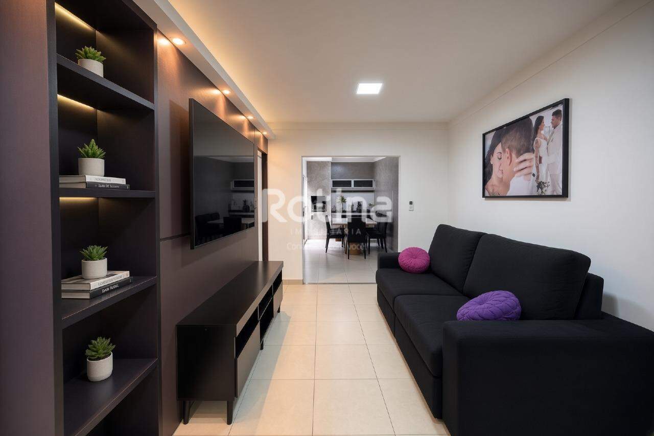 Casa à venda, 3 quartos em Uberlândia no bairro Aclimação no valor de R$ 500.000,00 - Rotina Imobiliária: 
