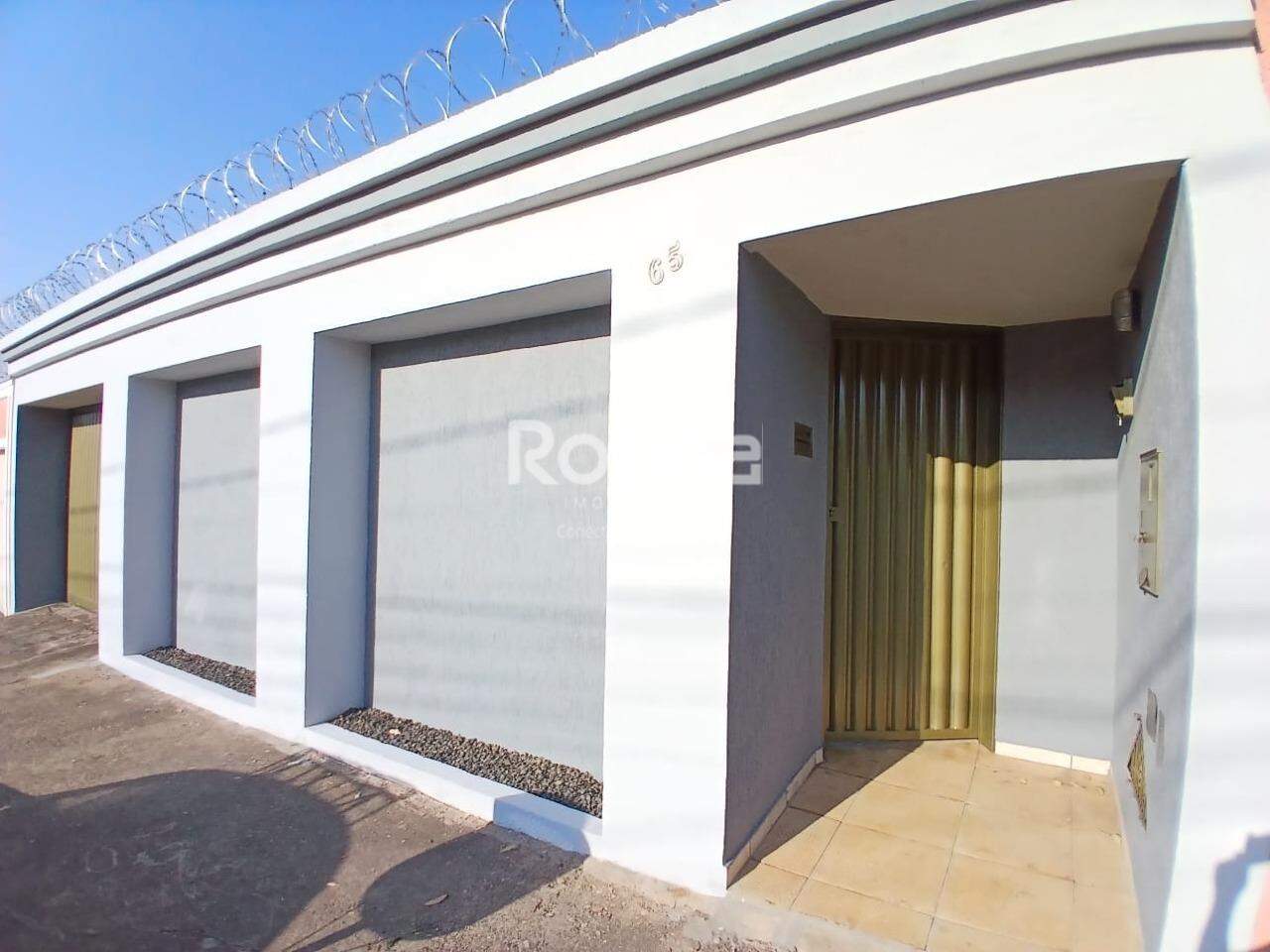 Casa para alugar, 3 quartos em Uberlândia no bairro Granada no valor de R$ 2.800,00 - Rotina Imobiliária: 