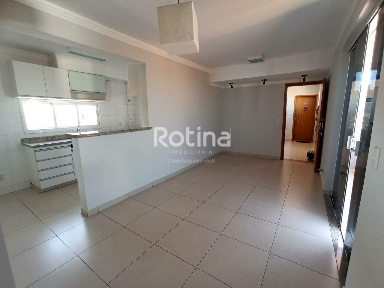 Apartamento para alugar, 3 quartos em Uberlândia no bairro Brasil no valor de R$ 2.600,00 - Rotina Imobiliária: 