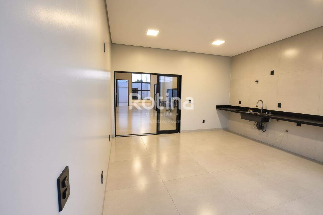 Casa à venda, 3 quartos em Uberlândia no bairro Aclimação no valor de R$ 1.090.000,00 - Rotina Imobiliária: 