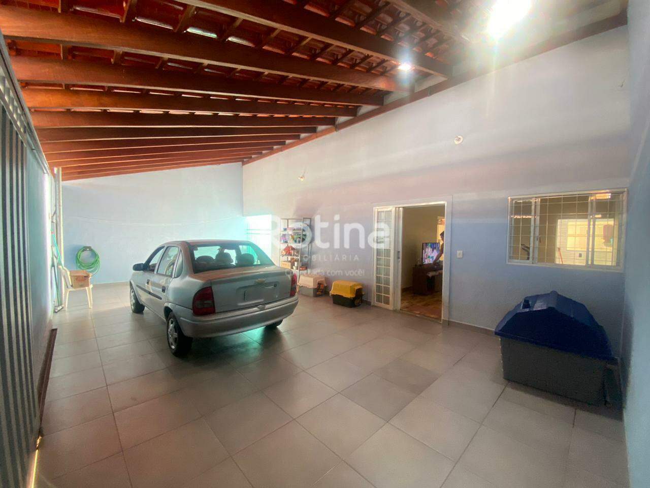 Casa à venda, 3 quartos em Uberlândia no bairro São Jorge no valor de R$ 400.000,00 - Rotina Imobiliária: 