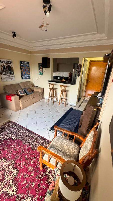 Apartamento para alugar, 3 quartos em Uberlândia no bairro Santa Mônica no valor de R$ 2.300,00 - Rotina Imobiliária: 