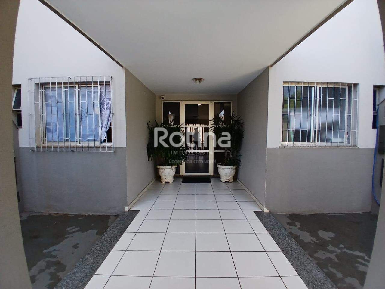 Apartamento para alugar, 3 quartos em Uberlândia no bairro Santa Mônica no valor de R$ 2.000,00 - Rotina Imobiliária: 