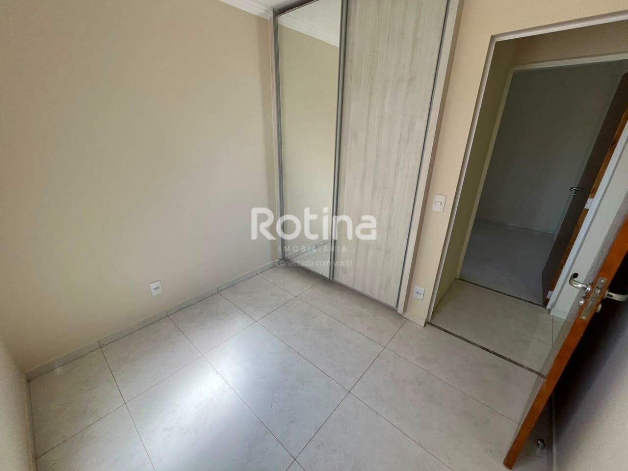 Apartamento para alugar, 3 quartos em Uberlândia no bairro Alto Umuarama no valor de R$ 1.500,00 - Rotina Imobiliária: 
