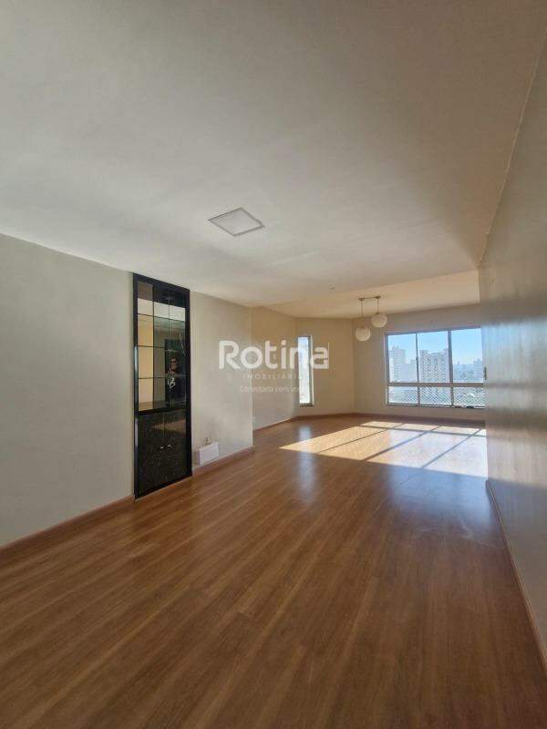 Apartamento à venda, 3 quartos em Uberlândia no bairro Centro no valor de R$ 550.000,00 - Rotina Imobiliária: 