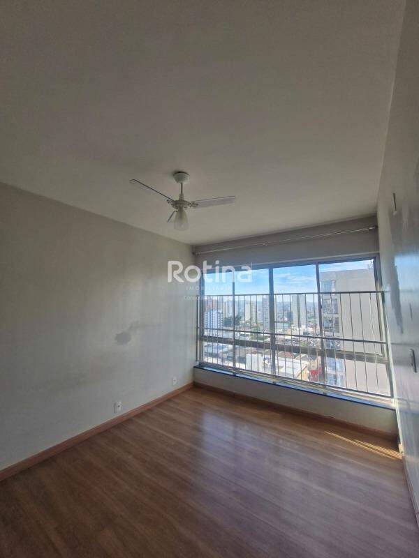 Apartamento à venda, 3 quartos em Uberlândia no bairro Centro no valor de R$ 550.000,00 - Rotina Imobiliária: 