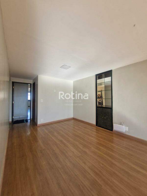 Apartamento à venda, 3 quartos em Uberlândia no bairro Centro no valor de R$ 550.000,00 - Rotina Imobiliária: 
