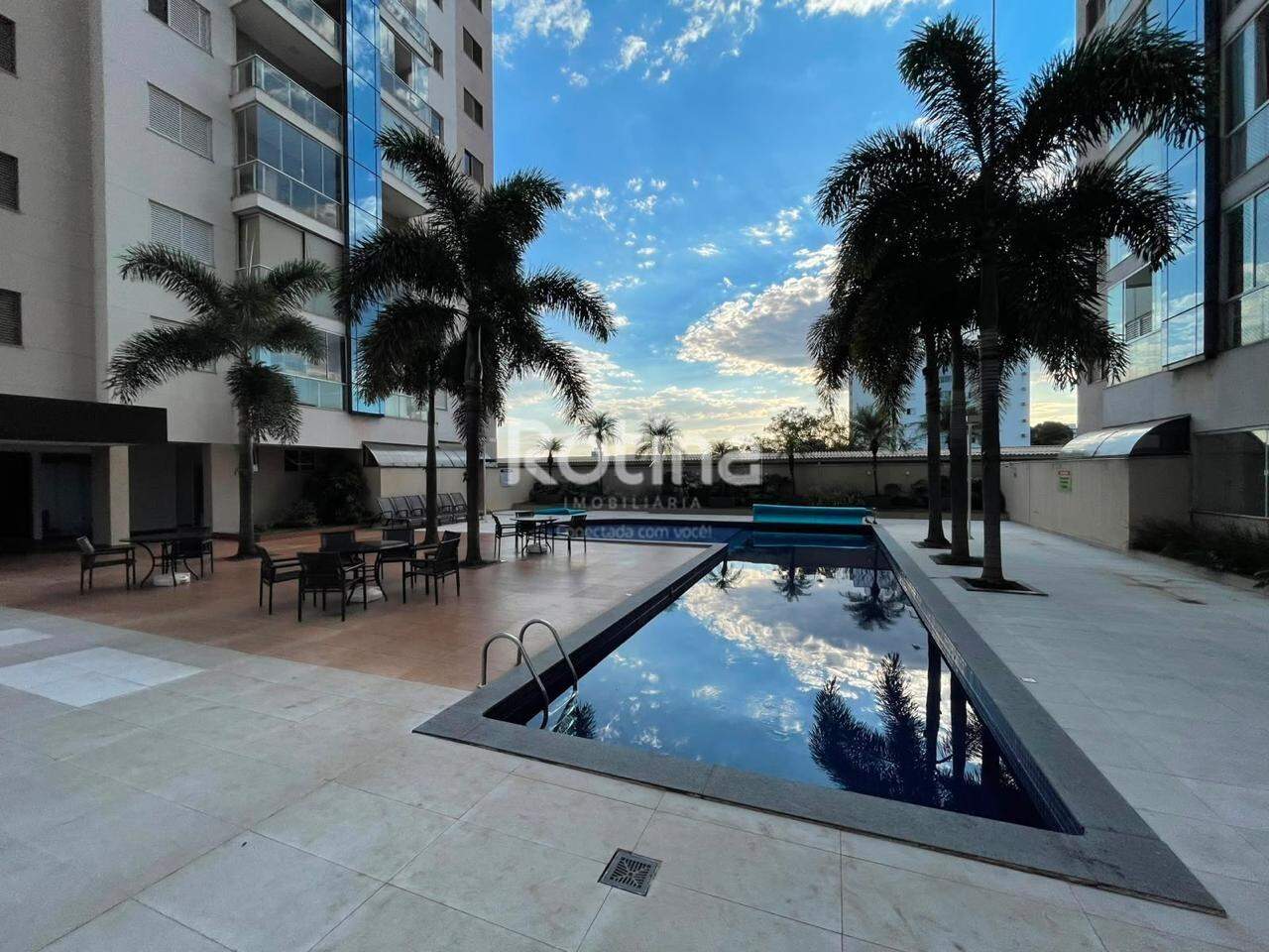 Apartamento para alugar, 3 quartos em Uberlândia no bairro Santa Mônica no valor de R$ 3.900,00 - Rotina Imobiliária: 