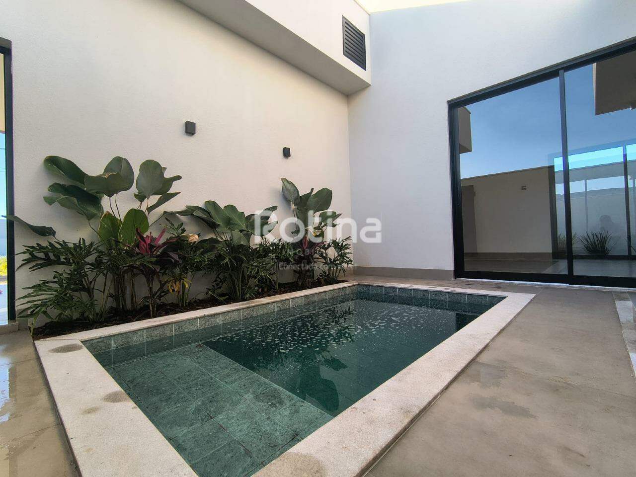 Casa Condomínio Fechado à venda, 3 quartos em Uberlândia no bairro Novo Mundo no valor de R$ 1.790.000,00 - Rotina Imobiliária: 