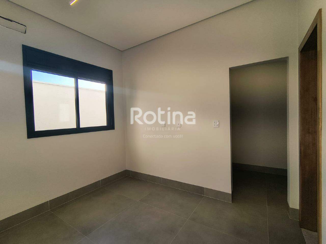 Casa Condomínio Fechado à venda, 3 quartos em Uberlândia no bairro Novo Mundo no valor de R$ 1.790.000,00 - Rotina Imobiliária: 
