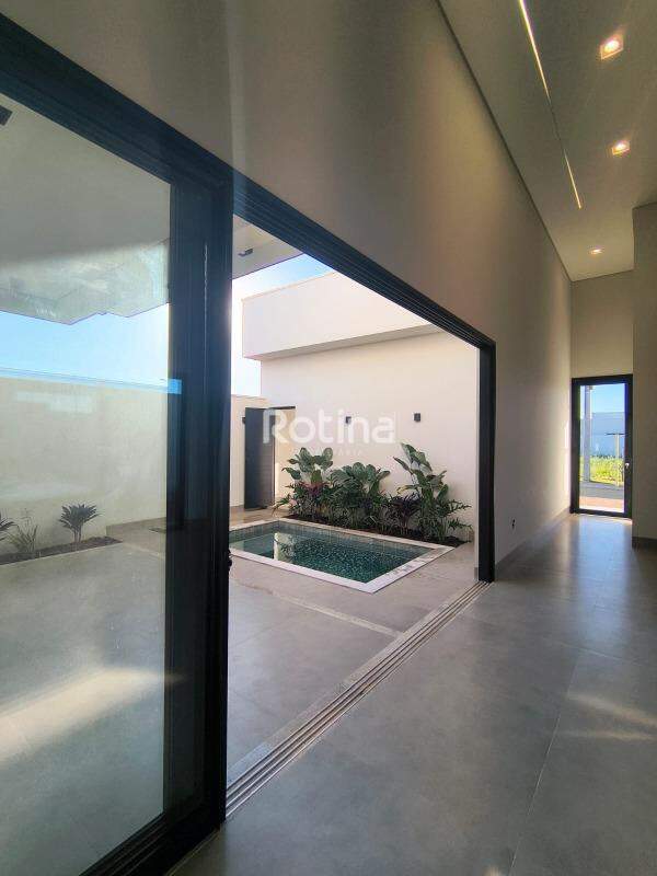 Casa Condomínio Fechado à venda, 3 quartos em Uberlândia no bairro Novo Mundo no valor de R$ 1.790.000,00 - Rotina Imobiliária: 