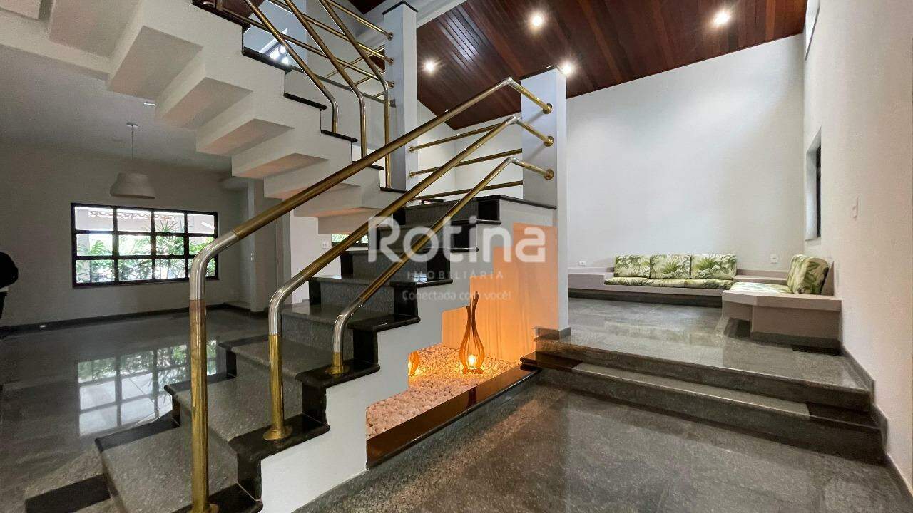 Casa para alugar, 4 quartos em Uberlândia no bairro Cidade Jardim no valor de R$ 37.000,00 - Rotina Imobiliária: 