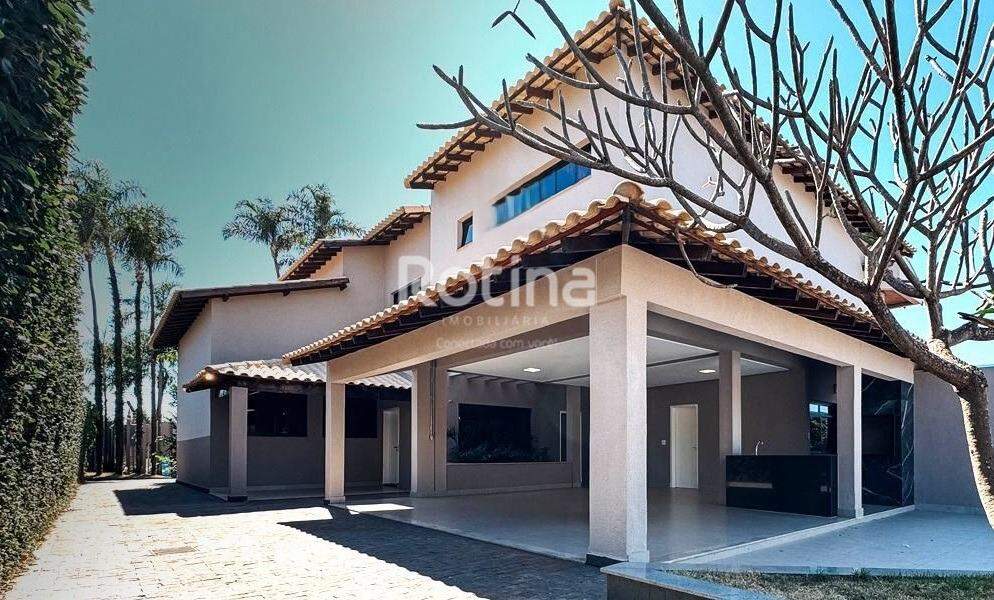 Casa para alugar, 4 quartos em Uberlândia no bairro Cidade Jardim no valor de R$ 37.000,00 - Rotina Imobiliária: 