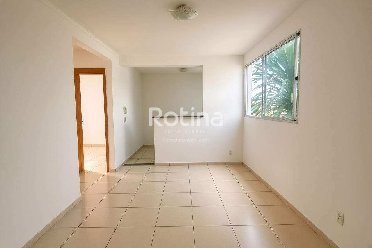 Apartamento à venda, 2 quartos em Uberlândia no bairro Aclimação no valor de R$ 200.000,00 - Rotina Imobiliária: 