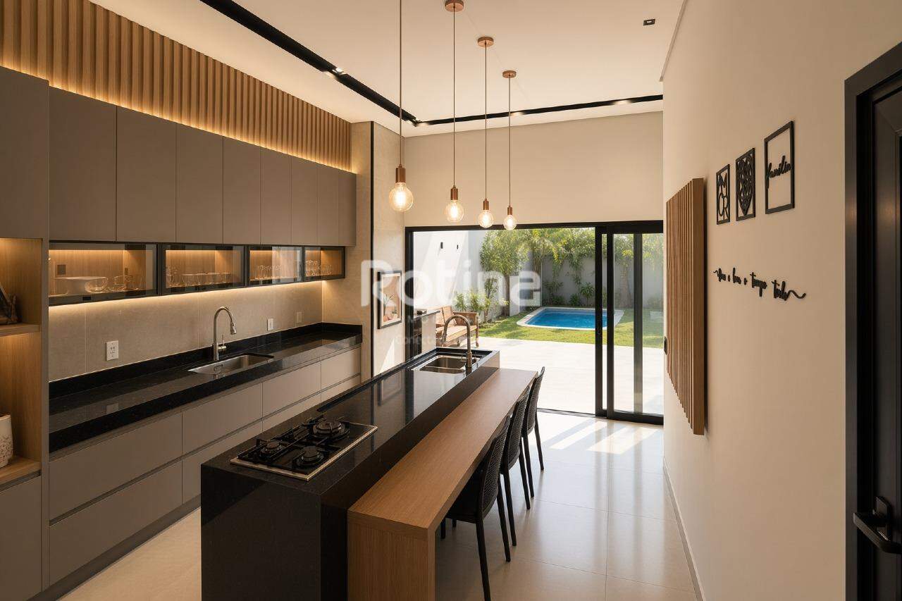 Casa à venda, 3 quartos em Uberlândia no bairro Grand Ville no valor de R$ 1.550.000,00 - Rotina Imobiliária: 