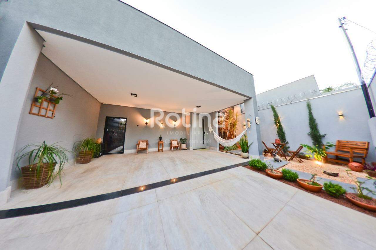 Casa à venda, 3 quartos em Uberlândia no bairro Granada no valor de R$ 1.215.000,00 - Rotina Imobiliária: 