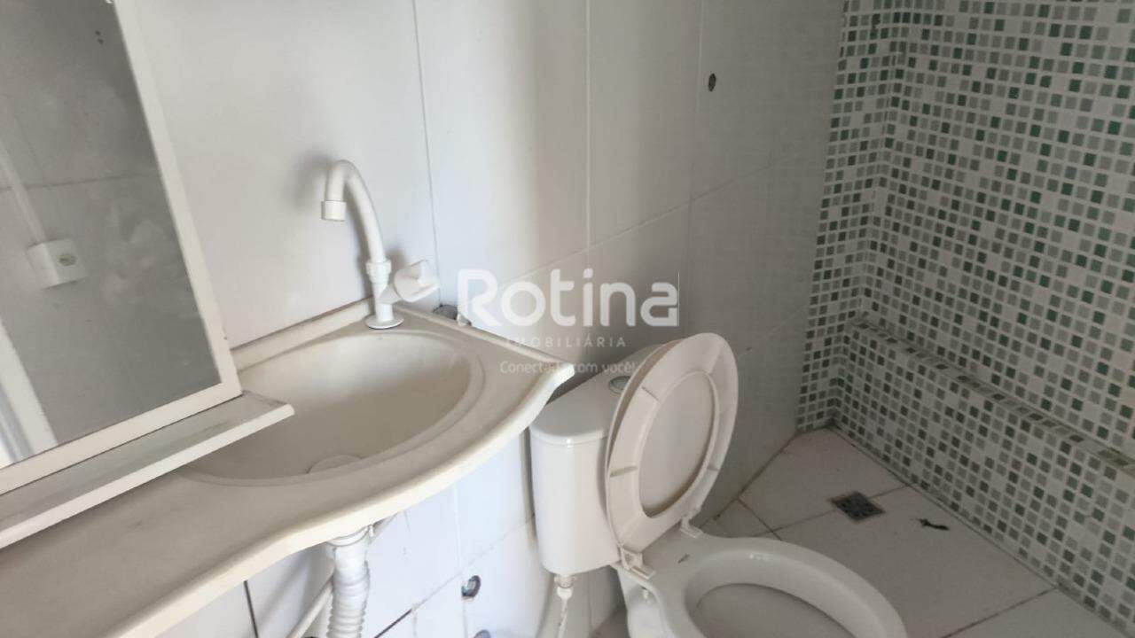 Comercial para alugar, em Uberlândia no bairro Osvaldo Rezende no valor de R$ 2.000,00 - Rotina Imobiliária: 