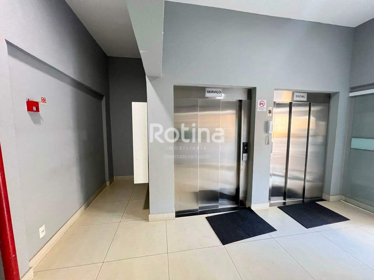 Apartamento para alugar, 2 quartos em Uberlândia no bairro Martins no valor de R$ 2.500,00 - Rotina Imobiliária: 