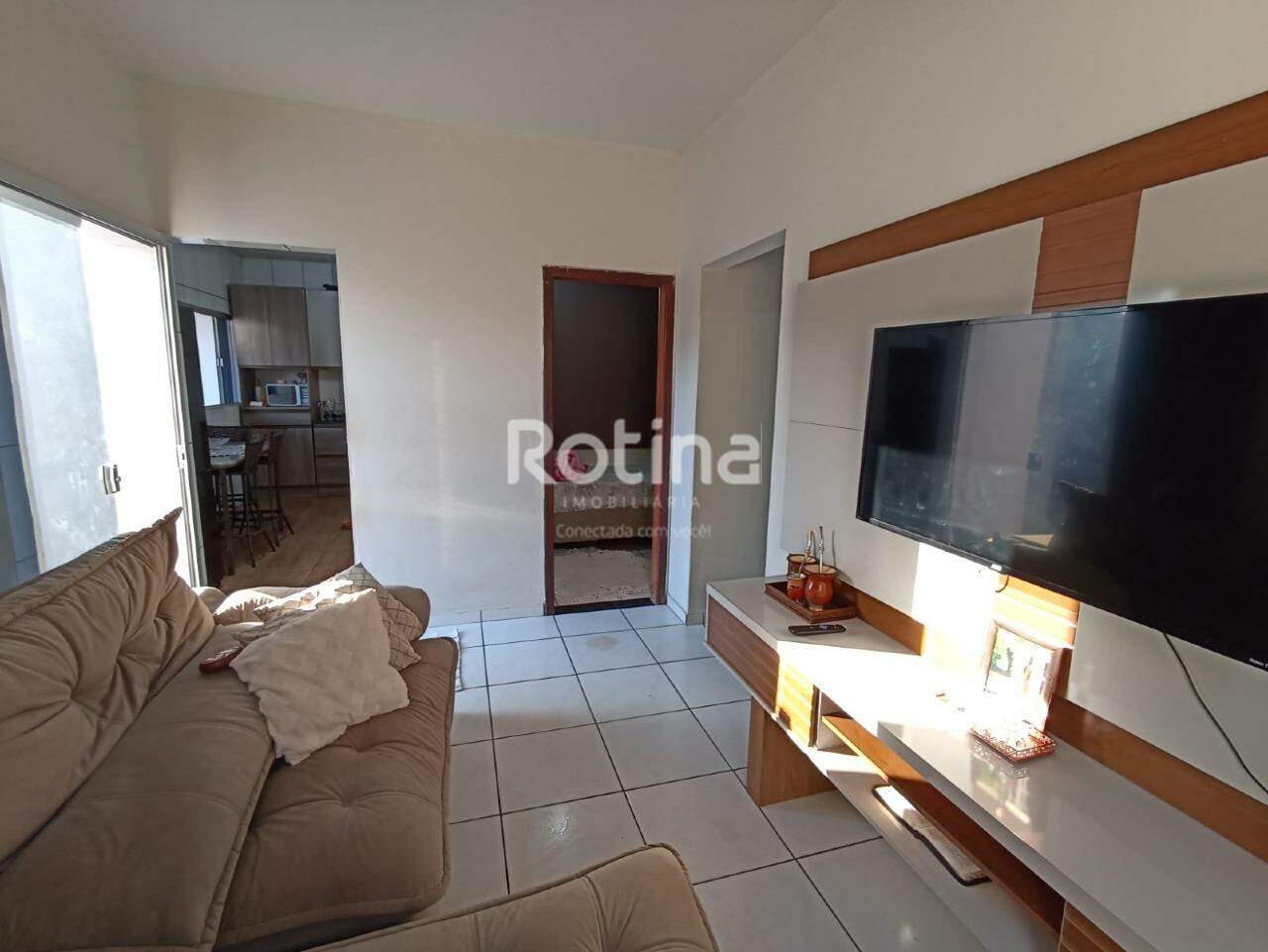 Casa Condomínio Fechado à venda, 3 quartos em Uberlândia no bairro Jardim Holanda no valor de R$ 410.000,00 - Rotina Imobiliária: 