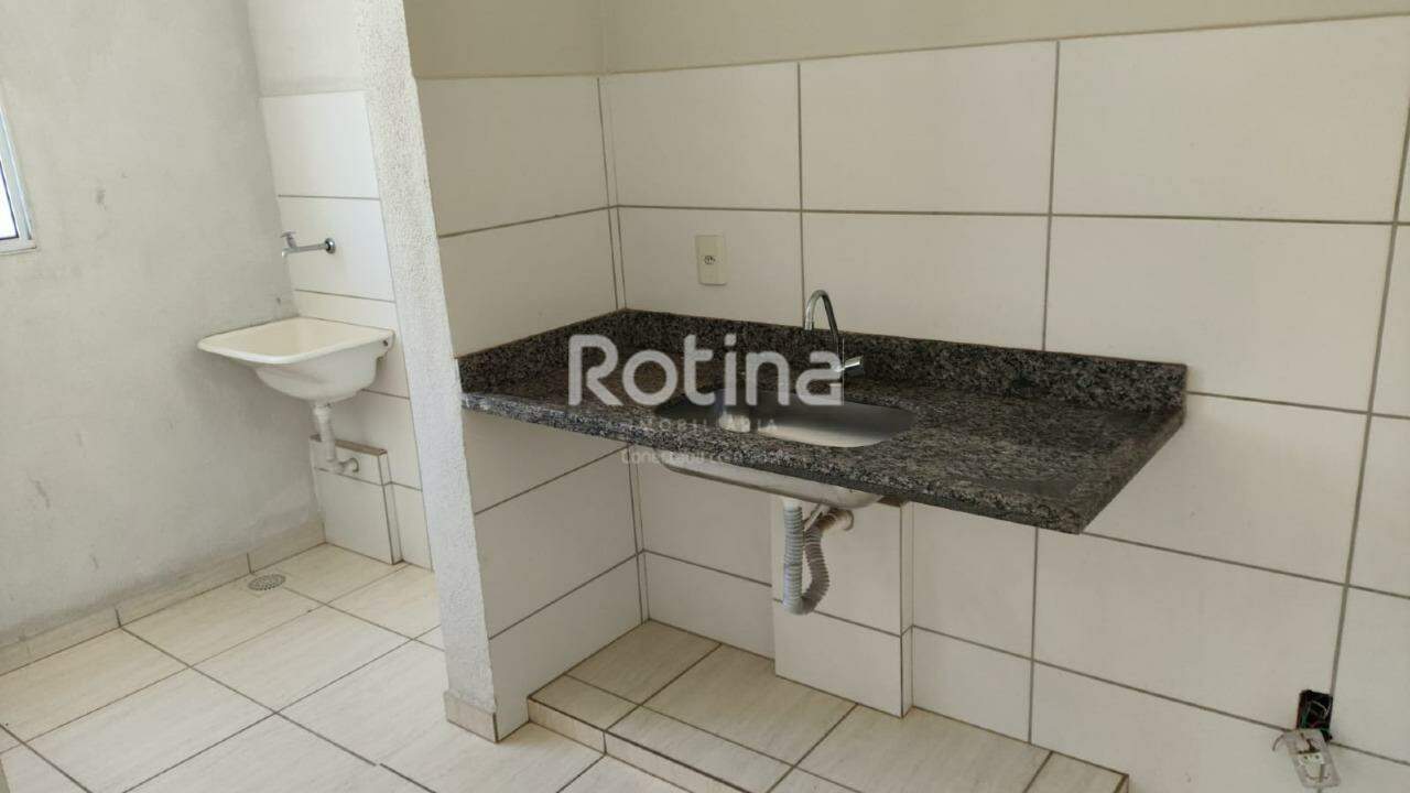 Apartamento para alugar, 2 quartos em Uberlândia no bairro Panorama no valor de R$ 1.000,00 - Rotina Imobiliária: 