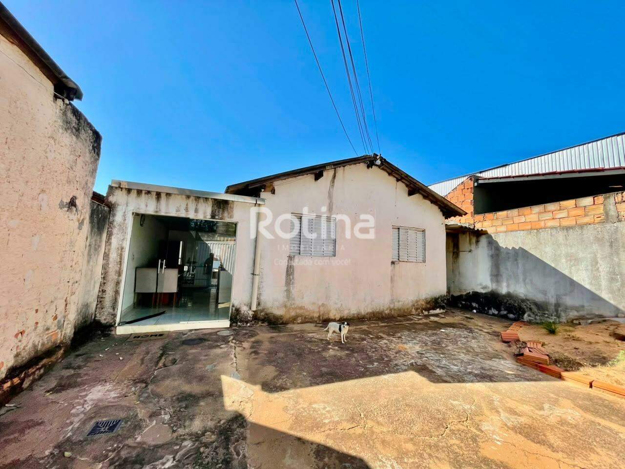 Casa à venda, 3 quartos em Uberlândia no bairro Mansour no valor de R$ 220.000,00 - Rotina Imobiliária: 