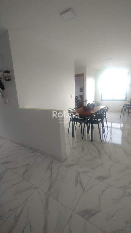 Apartamento à venda, 2 quartos em Uberlândia no bairro Grand Ville no valor de R$ 261.000,00 - Rotina Imobiliária: 