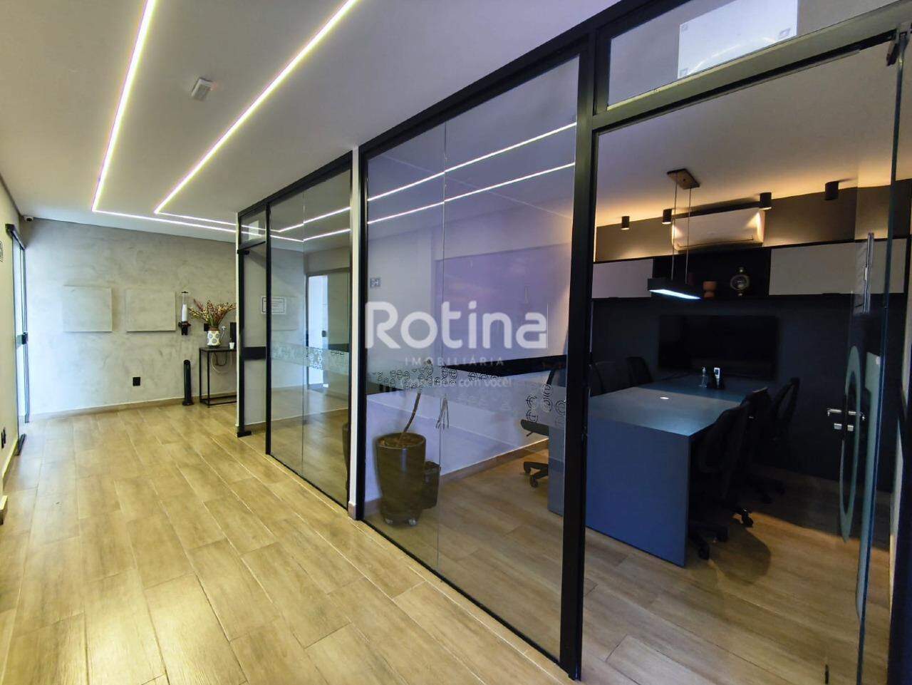 Comercial para alugar, em Uberlândia no bairro Lídice no valor de R$ 30.000,00 - Rotina Imobiliária: 