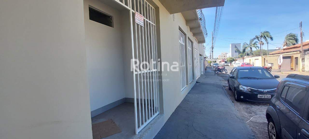 Kitnet para alugar, 1 quarto em Uberlândia no bairro Marta Helena no valor de R$ 800,00 - Rotina Imobiliária: 