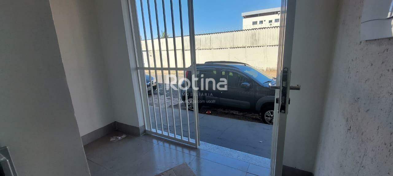 Kitnet para alugar, 1 quarto em Uberlândia no bairro Brasil no valor de R$ 800,00 - Rotina Imobiliária: 