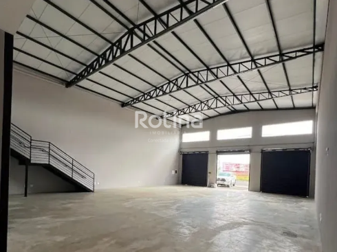 Galpão à venda, em Uberlândia no bairro Novo Mundo no valor de R$ 1.800.000,00 - Rotina Imobiliária: 