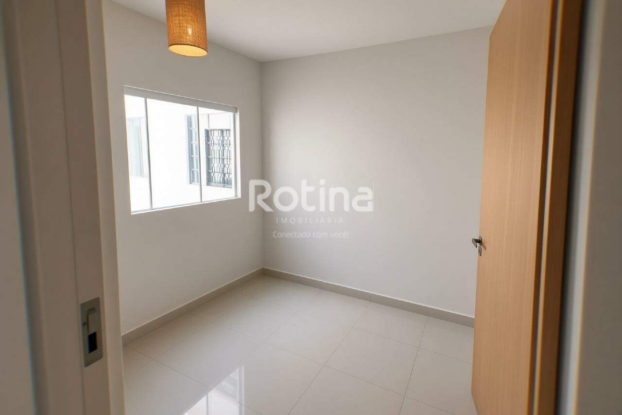 Casa Comercial à venda, 5 quartos em Uberlândia no bairro Osvaldo Rezende no valor de R$ 490.000,00 - Rotina Imobiliária: 