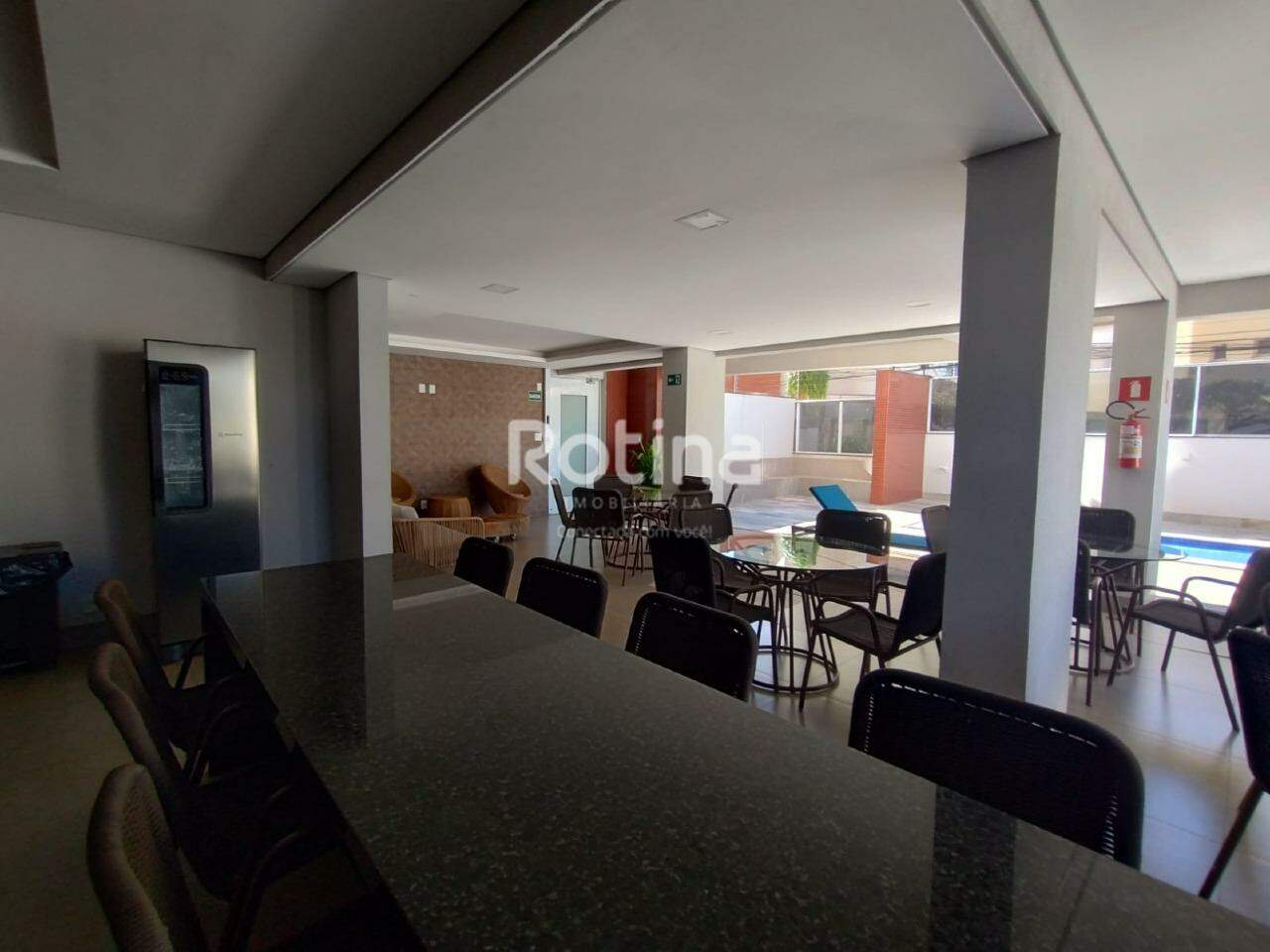 Apartamento para alugar, 3 quartos em Uberlândia no bairro Santa Mônica no valor de R$ 6.900,00 - Rotina Imobiliária: 