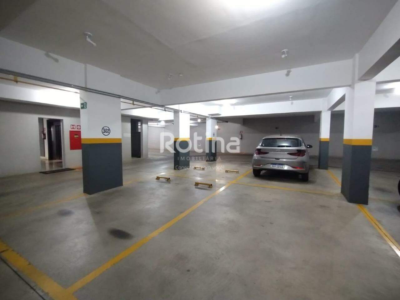 Apartamento para alugar, 3 quartos em Uberlândia no bairro Santa Mônica no valor de R$ 6.900,00 - Rotina Imobiliária: 