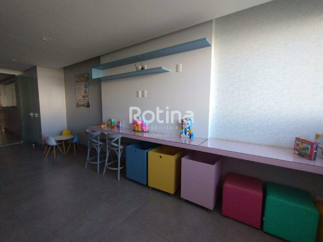 Apartamento para alugar, 3 quartos em Uberlândia no bairro Santa Mônica no valor de R$ 6.900,00 - Rotina Imobiliária: 